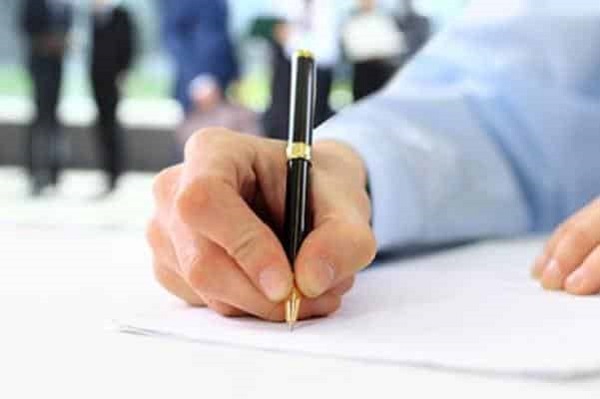 Quy định về chữ ký trong hợp đồng